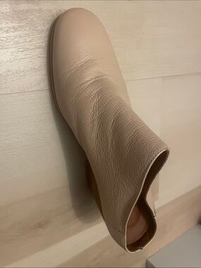 Rachel Comey Pale Beige Leather Ankle Bootie